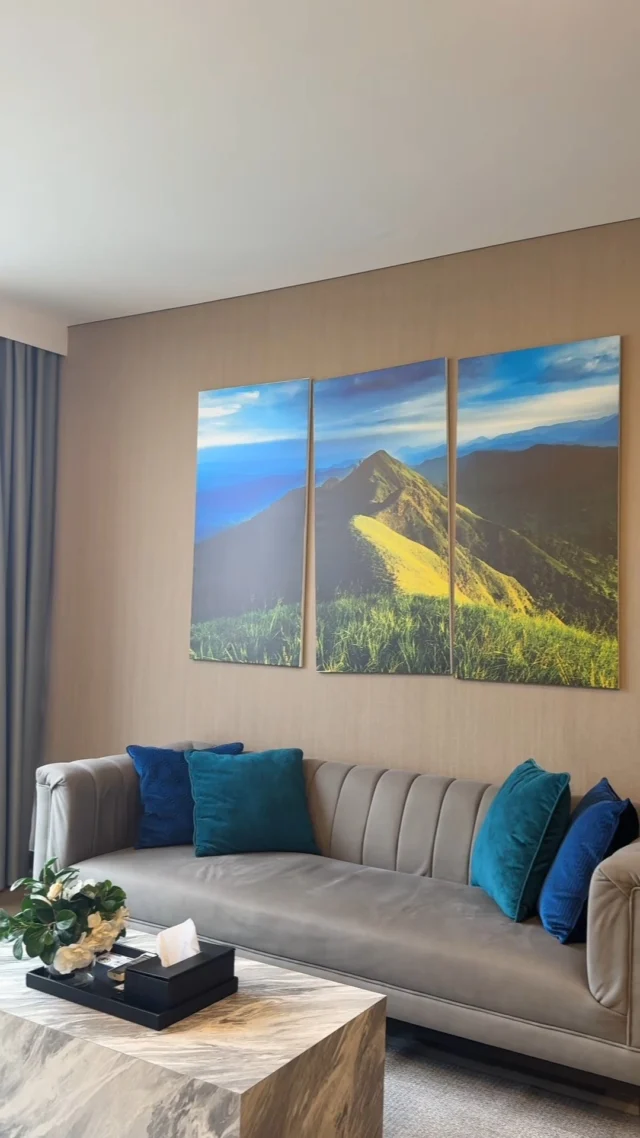 Switch to Airplane Mode ✈️
tep into a cozy space where comfort meets the calm rhythm of city life — more than just a place to stay, it’s where you truly unwind. 🌆 🛋️
.
#HotelVibes #ChicRetreat #CityHideaway #DesignAndDestination #VibeCheckIn